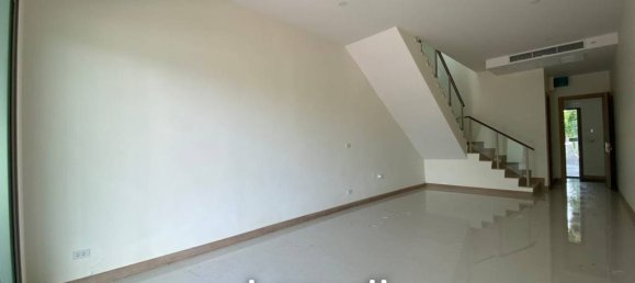 165m² Office in Bang Lamung, Thailand No. 15664 4