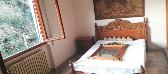 6 rooms House in Carrara, Italy No. 51768 27
