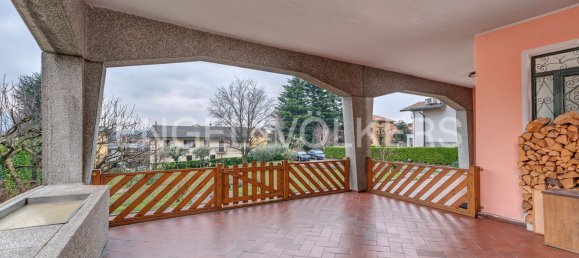 Apartamento de 3 dormitorios en Suello, Italy No. 127861 13