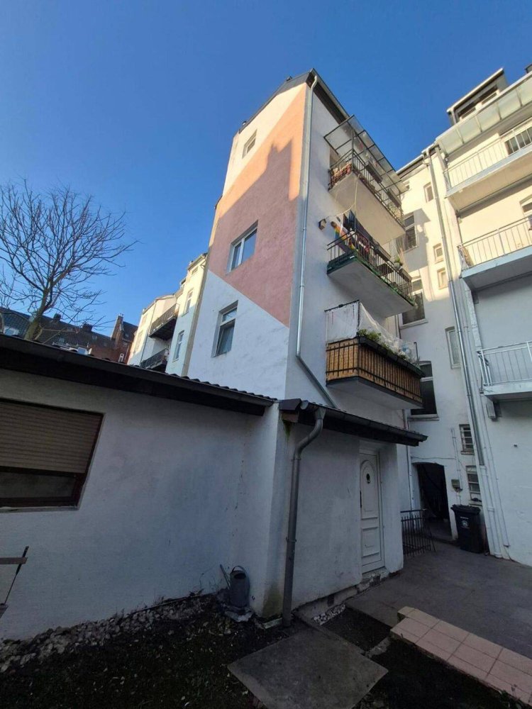 16 غرف نوم بناية في Dusseldorf, Germany رقم 33255