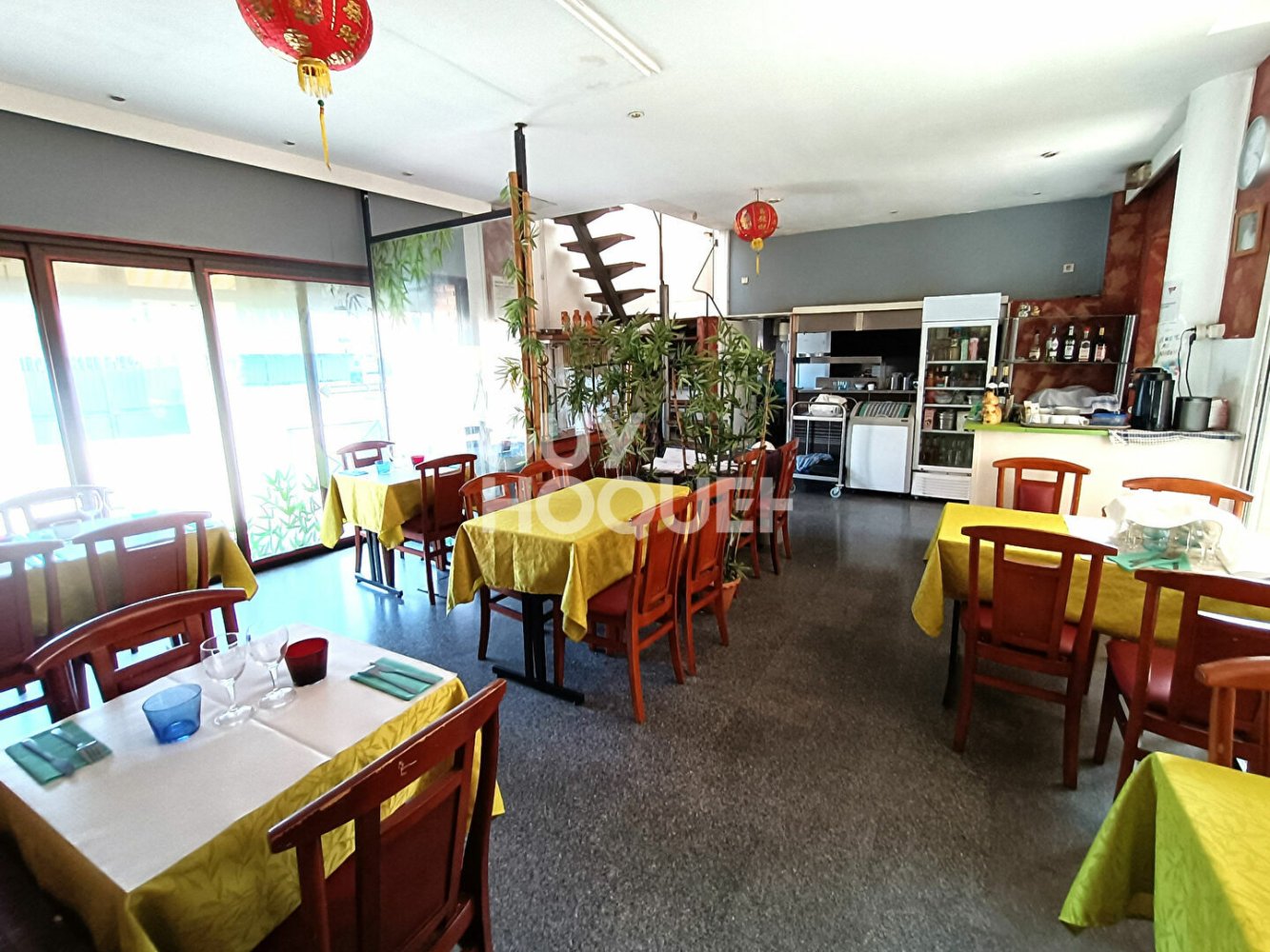 63m² Commercial property in Neyron, France No. 191779