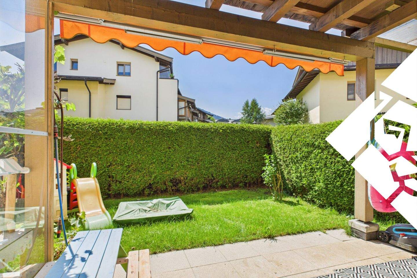 3غرفة شقة في St. Johann in Tirol, Austria رقم 231985