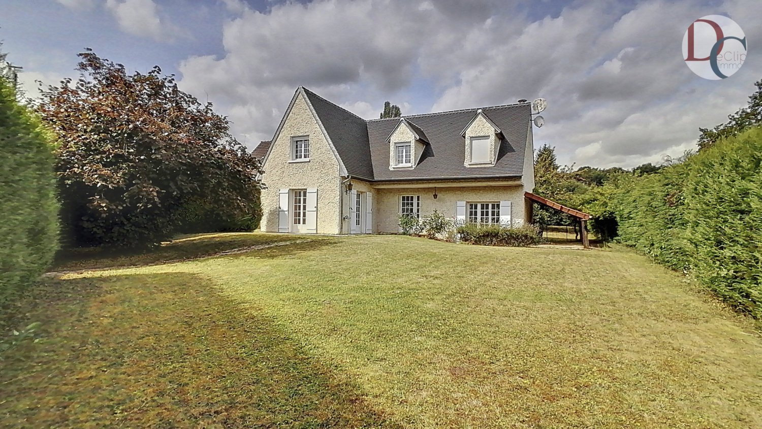 4 bedrooms House in Cinqueux, France No. 241863
