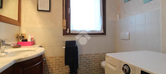 2 bedrooms Apartment in Reggio Emilia, Italy No. 257861 10