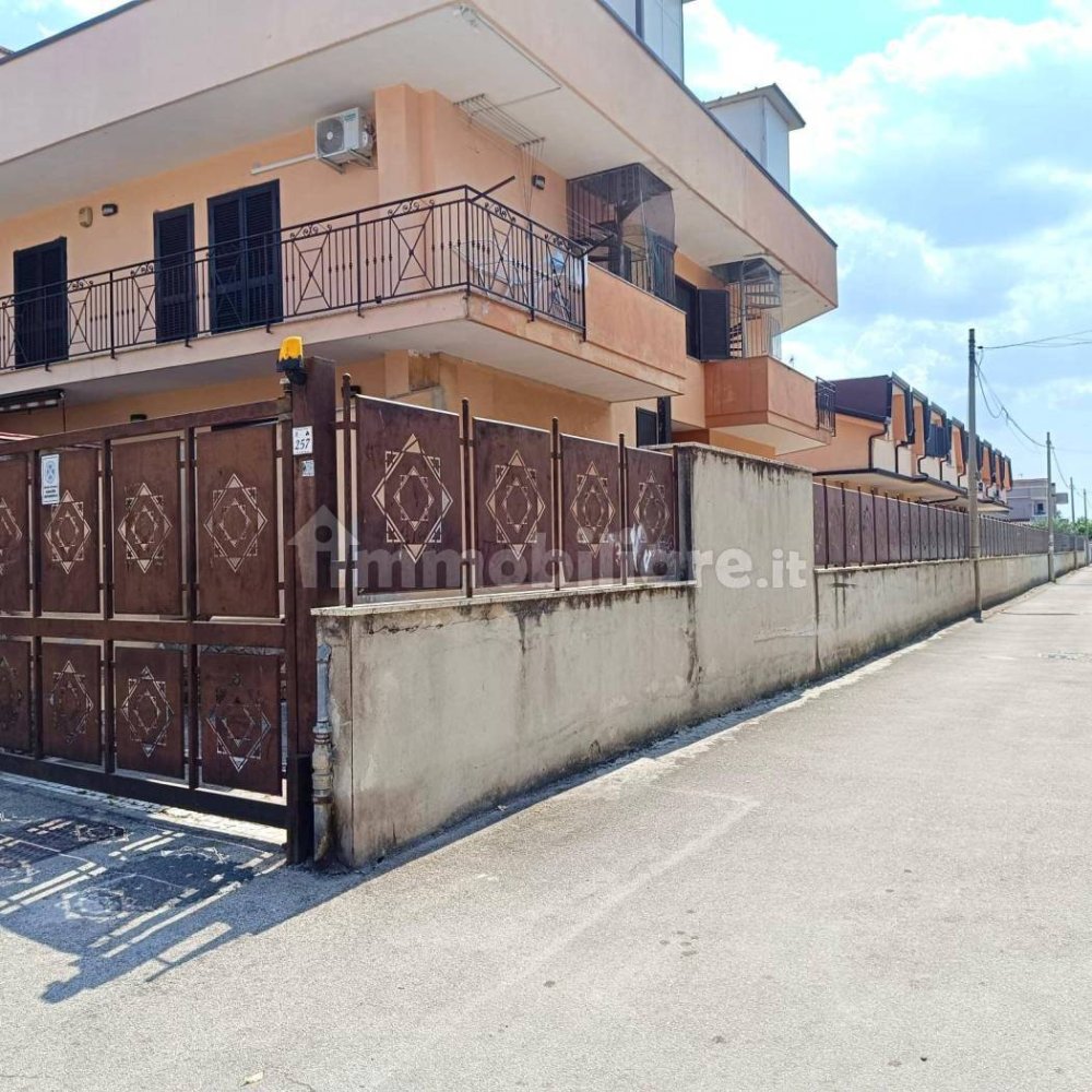 3 bedrooms Villa in Acerra, Italy No. 350712