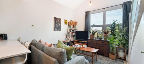 1 bedroom Apartment in London, United Kingdom No. 9885 10