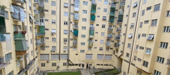 3 bedrooms Apartment in Rome, Italy No. 163187 15