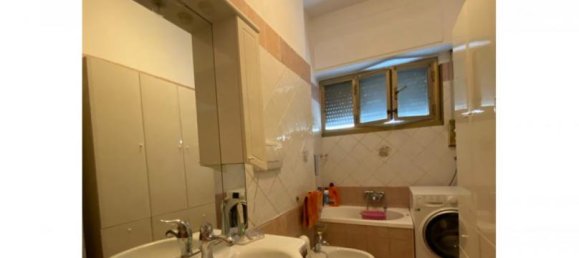 3 bedrooms Apartment in Rome, Italy No. 163187 12