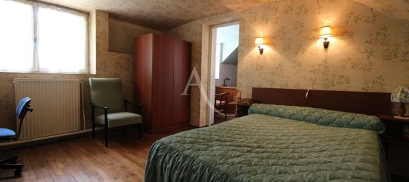 4 bedrooms House in Saint-Claude-de-Diray, France No. 65591 8