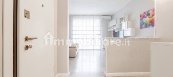 Квартира с 2 спальнями в Милан, Италия № 319883 3