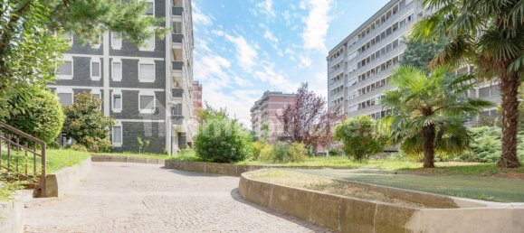 Квартира с 2 спальнями в Милан, Италия № 319883 2