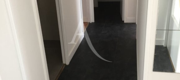 2 Schlafzimmer Wohnung in Soissons, France, Nr. 82670 4