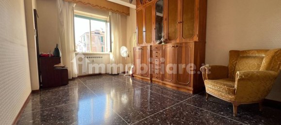 2 Schlafzimmer Wohnung in Savona, Italy, Nr. 273901 5