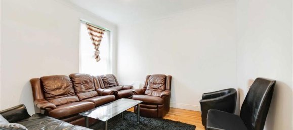 2 bedrooms Apartment in Cricklewood, United Kingdom No. 5715 2