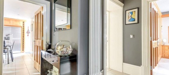 2 bedrooms Apartment in Essendon, United Kingdom No. 6543 2