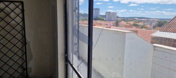 Дуплекс с 3 спальнями в Кошта да Капарика, Португалия № 30466 47