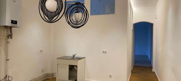 2 rooms Apartment in Charlottenburg, Germany No. 30726 5