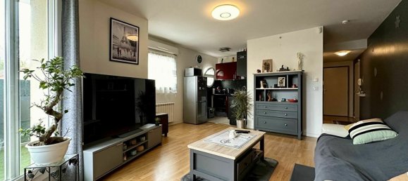 1 bedroom Apartment in Villeparisis, France No. 179381 2