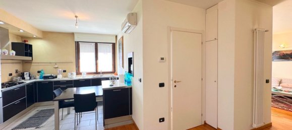 4 bedrooms Apartment in San Lazzaro di Savena, Italy No. 345820 5