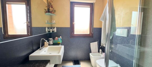 4 bedrooms Apartment in San Lazzaro di Savena, Italy No. 345820 9