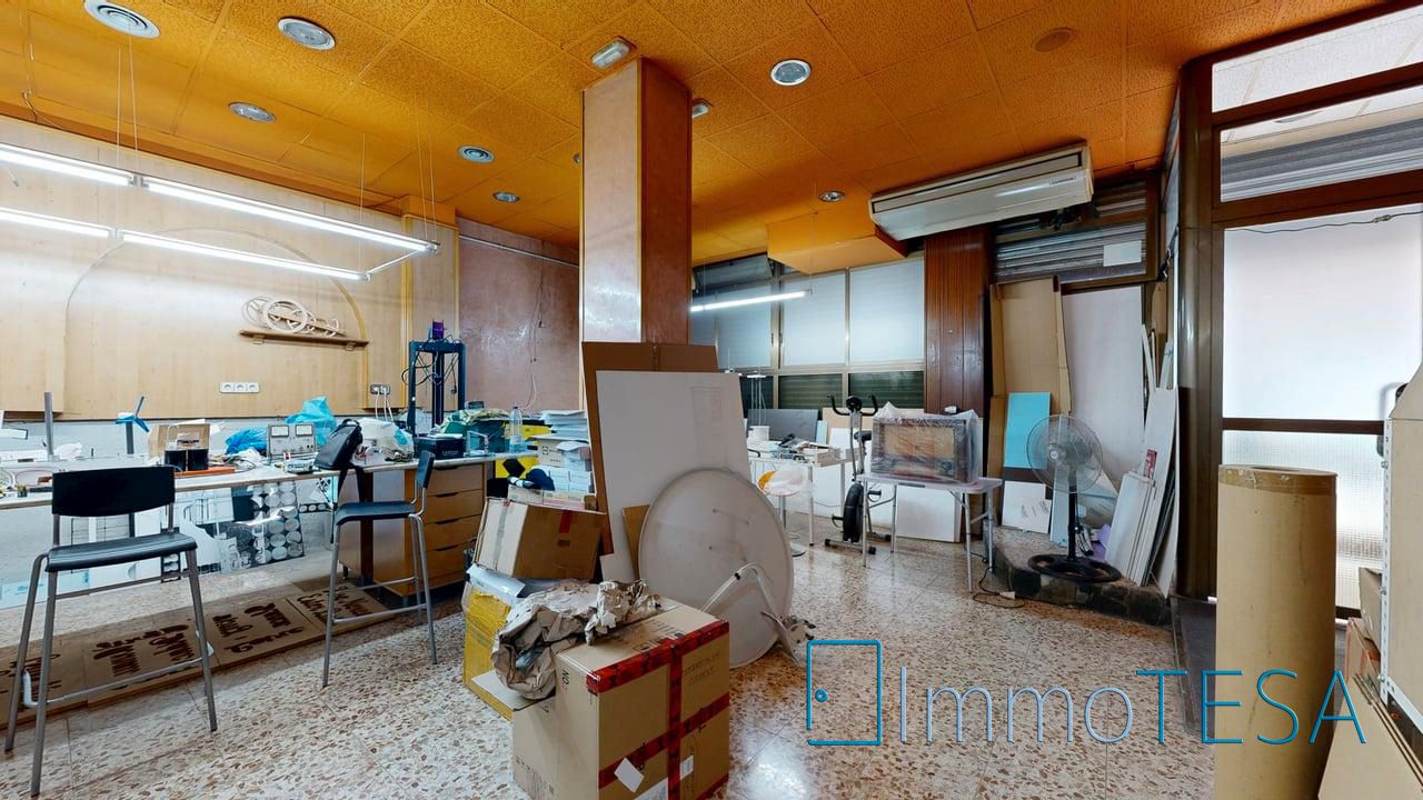 Gewerbliche Immobilie in Barcelona, Spain 131m², Nr. 267093