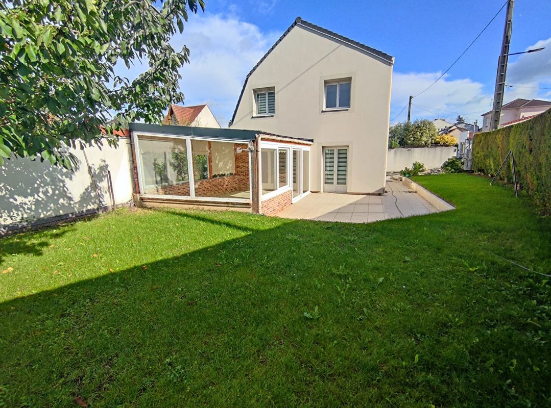 4 bedrooms House in Sartrouville, France No. 168530