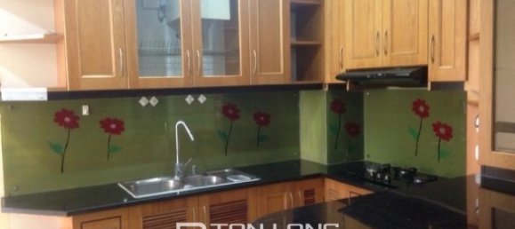Apartamento de 3 dormitorios en Tay Ho, Vietnam No. 2186 2