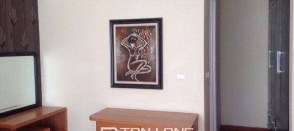 Apartamento de 3 dormitorios en Tay Ho, Vietnam No. 2186 6