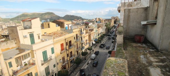 6 rooms Apartment in Bagheria, Italy No. 71041 4
