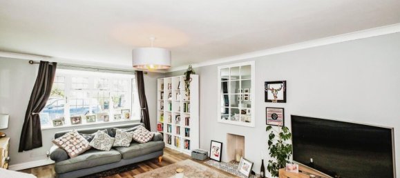 5 bedrooms House in Littlehampton, United Kingdom No. 10495 5