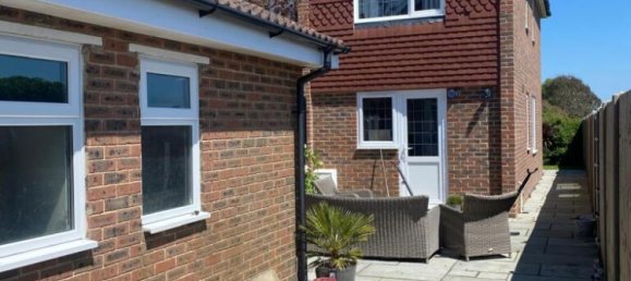 5 bedrooms House in Littlehampton, United Kingdom No. 10495 23