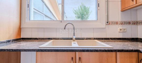 Дом с 4 спальнями в Силс, Испания № 111343 3