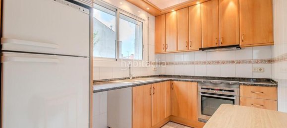 Дом с 4 спальнями в Силс, Испания № 111343 2