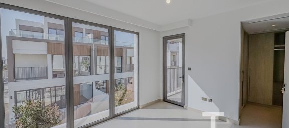 Villa de 4 dormitorios en Tilal Al Ghaf, UAE No. 94482 6