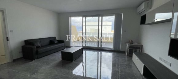 2 bedrooms Penthouse in Rabat, Malta No. 7252 5