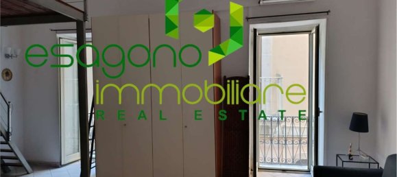 Apartamento de 2 habitaciónes en Syracuse, Italy No. 250490 2