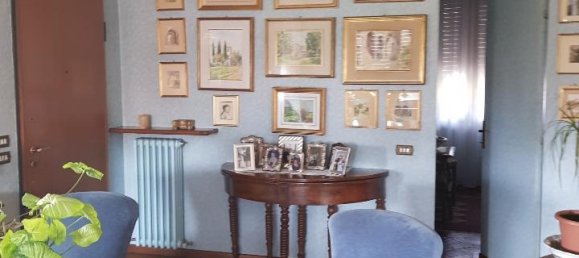 11 rooms Apartment in Bosisio Parini, Italy No. 15578 6