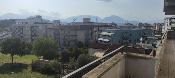 4 bedrooms Apartment in Benevento, Italy No. 371898 9