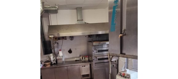 5-salle Propriété commerciale à Rome, Italy No. 26909 8