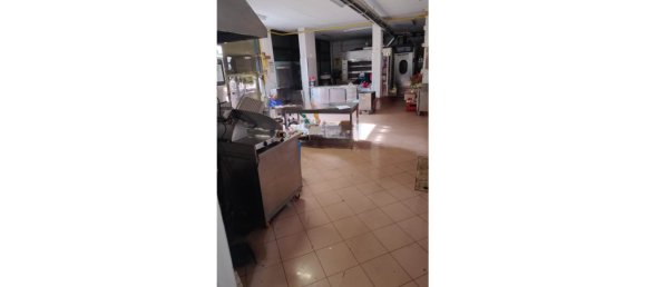 5-salle Propriété commerciale à Rome, Italy No. 26909 18