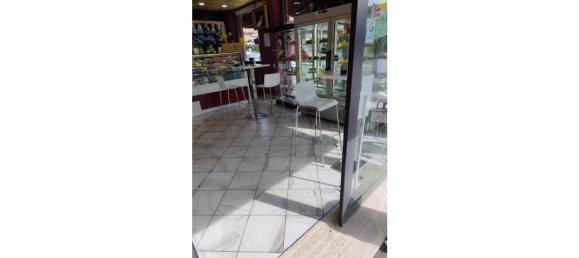 5-salle Propriété commerciale à Rome, Italy No. 26909 9