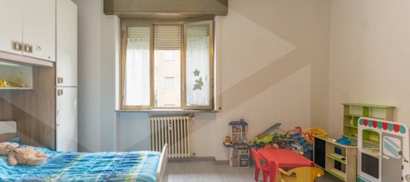 2 bedrooms Apartment in Milan, Italy No. 241660 23