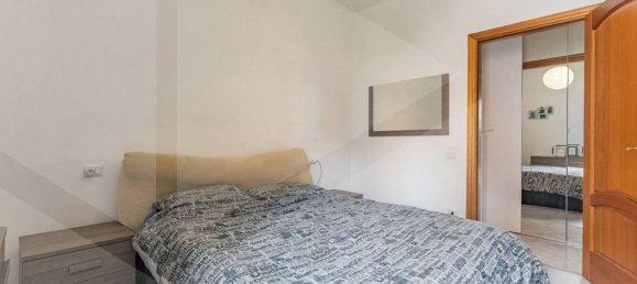 2 bedrooms Apartment in Milan, Italy No. 241660 12