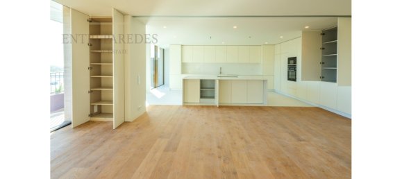 3 bedrooms Apartment in Porto, Portugal No. 107965 99