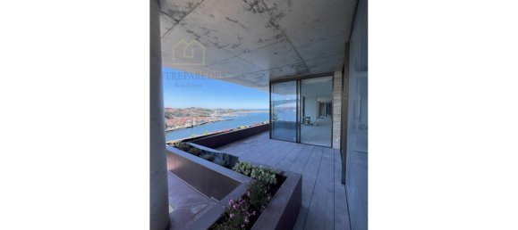 3 bedrooms Apartment in Porto, Portugal No. 107965 8