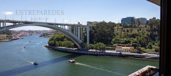 3 bedrooms Apartment in Porto, Portugal No. 107965 17