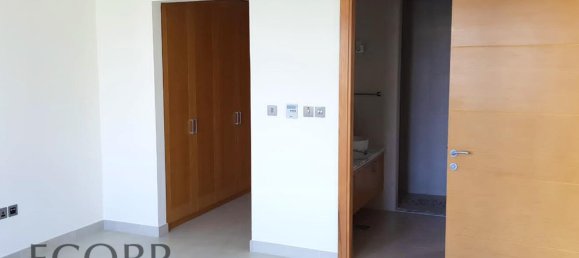 4 bedrooms Villa in Jumeirah Park, UAE No. 6567 13