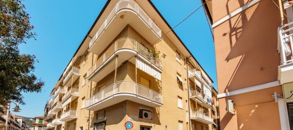2-Zimmer Wohnung in Noli, Italy, Nr. 147544 5
