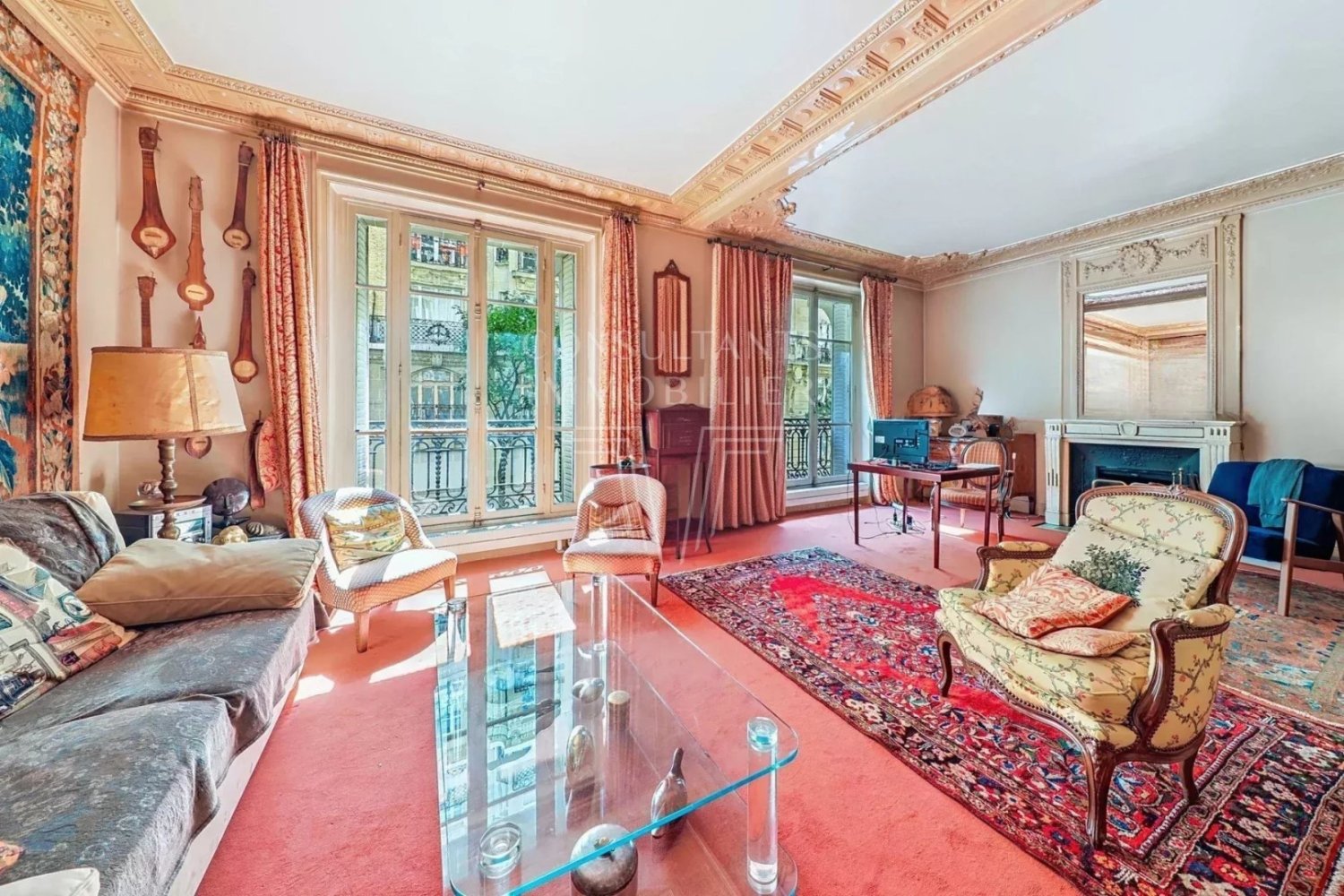 3 bedrooms Apartment in Neuilly-sur-Seine, France No. 291707