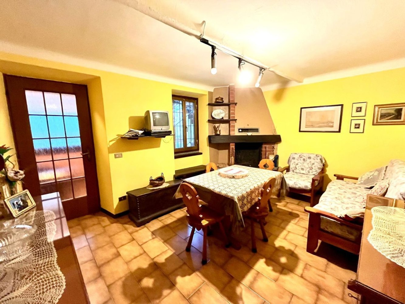 4-Zimmer Wohnung in Varese, Italy, Nr. 315050